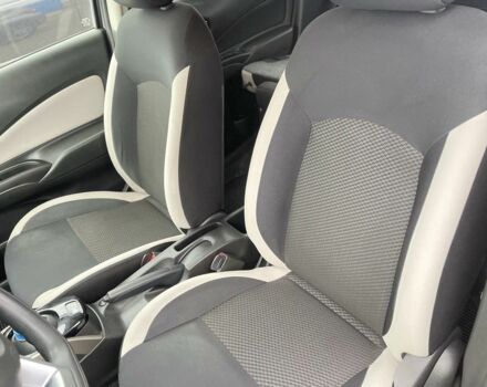 Серый Ниссан Ноут, объемом двигателя 1.2 л и пробегом 48 тыс. км за 13700 $, фото 4 на Automoto.ua