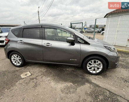 Сірий Ніссан Ноут, об'ємом двигуна 1.2 л та пробігом 61 тис. км за 13190 $, фото 2 на Automoto.ua