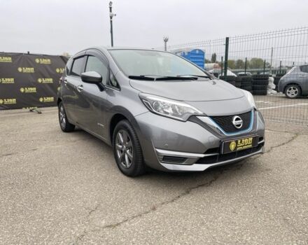 Серый Ниссан Ноут, объемом двигателя 1.2 л и пробегом 48 тыс. км за 13700 $, фото 1 на Automoto.ua