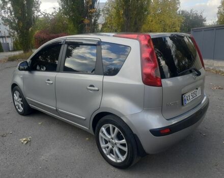 Серый Ниссан Ноут, объемом двигателя 1.5 л и пробегом 195 тыс. км за 5500 $, фото 3 на Automoto.ua