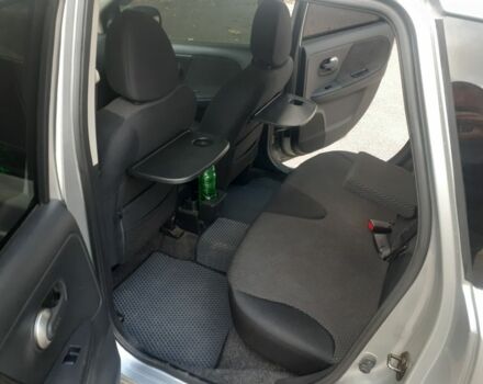 Серый Ниссан Ноут, объемом двигателя 1.5 л и пробегом 195 тыс. км за 5500 $, фото 4 на Automoto.ua