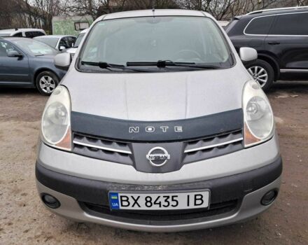 Серый Ниссан Ноут, объемом двигателя 1.5 л и пробегом 197 тыс. км за 4900 $, фото 5 на Automoto.ua