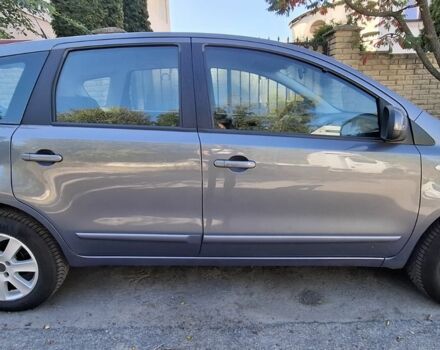 Серый Ниссан Ноут, объемом двигателя 1.6 л и пробегом 159 тыс. км за 6600 $, фото 5 на Automoto.ua