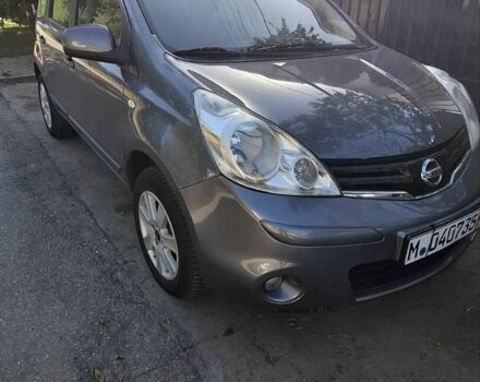 Серый Ниссан Ноут, объемом двигателя 1.6 л и пробегом 159 тыс. км за 6600 $, фото 2 на Automoto.ua