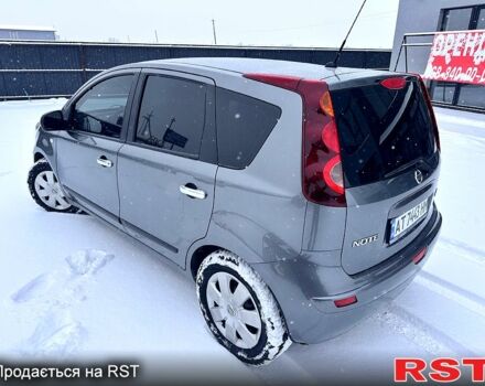 Сірий Ніссан Ноут, об'ємом двигуна 1.4 л та пробігом 24900 тис. км за 5200 $, фото 3 на Automoto.ua