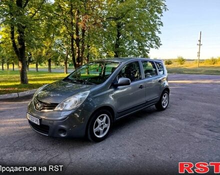 Серый Ниссан Ноут, объемом двигателя 1.4 л и пробегом 232 тыс. км за 5500 $, фото 2 на Automoto.ua