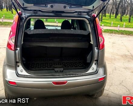 Серый Ниссан Ноут, объемом двигателя 1.4 л и пробегом 146 тыс. км за 6200 $, фото 12 на Automoto.ua