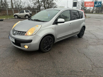 Сірий Ніссан Ноут, об'ємом двигуна 1.6 л та пробігом 131 тис. км за 6200 $, фото 1 на Automoto.ua