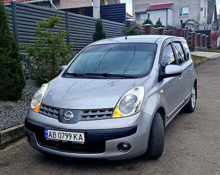 Сірий Ніссан Ноут, об'ємом двигуна 1.6 л та пробігом 177 тис. км за 6200 $, фото 1 на Automoto.ua