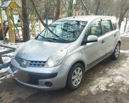 Сірий Ніссан Ноут, об'ємом двигуна 1 л та пробігом 149 тис. км за 6500 $, фото 1 на Automoto.ua