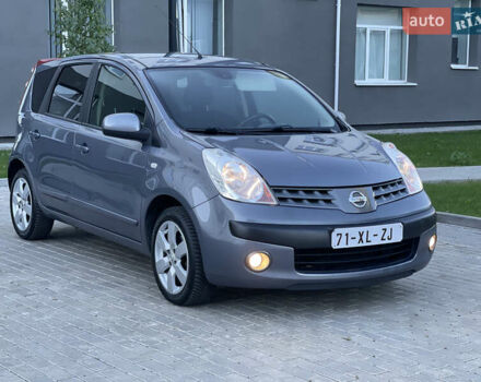 Сірий Ніссан Ноут, об'ємом двигуна 1.6 л та пробігом 210 тис. км за 6700 $, фото 1 на Automoto.ua
