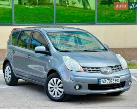 Серый Ниссан Ноут, объемом двигателя 1.6 л и пробегом 199 тыс. км за 5600 $, фото 1 на Automoto.ua