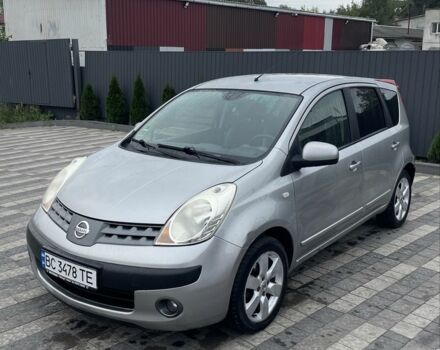 Сірий Ніссан Ноут, об'ємом двигуна 1.6 л та пробігом 119 тис. км за 6199 $, фото 1 на Automoto.ua