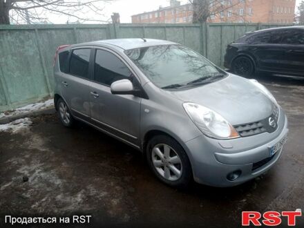 Ниссан Ноут 2006 в Полтаве на Automoto.ua Серый Ниссан Ноут, объемом двигателя 1.6 л и пробегом 220 тыс. км за 4600 $, фото 1 на Automoto.ua