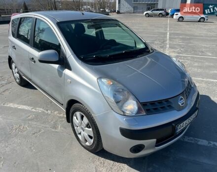 Сірий Ніссан Ноут, об'ємом двигуна 1.6 л та пробігом 223 тис. км за 6300 $, фото 1 на Automoto.ua