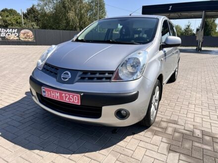 Сірий Ніссан Ноут, об'ємом двигуна 1.6 л та пробігом 200 тис. км за 5200 $, фото 1 на Automoto.ua
