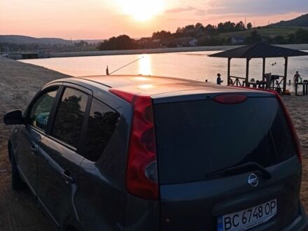Ниссан Ноут 2006 в Львове на Automoto.ua Серый Ниссан Ноут, объемом двигателя 1.6 л и пробегом 185 тыс. км за 6000 $, фото 1 на Automoto.ua