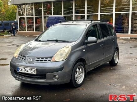 Сірий Ніссан Ноут, об'ємом двигуна 1.6 л та пробігом 200 тис. км за 6700 $, фото 1 на Automoto.ua