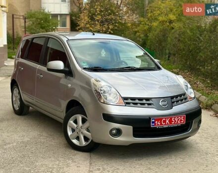 Сірий Ніссан Ноут, об'ємом двигуна 1.4 л та пробігом 130 тис. км за 5450 $, фото 1 на Automoto.ua