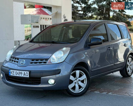 Сірий Ніссан Ноут, об'ємом двигуна 1.6 л та пробігом 255 тис. км за 5499 $, фото 1 на Automoto.ua
