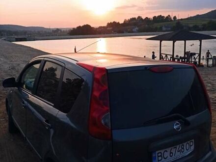 Сірий Ніссан Ноут, об'ємом двигуна 1.6 л та пробігом 186 тис. км за 6100 $, фото 1 на Automoto.ua