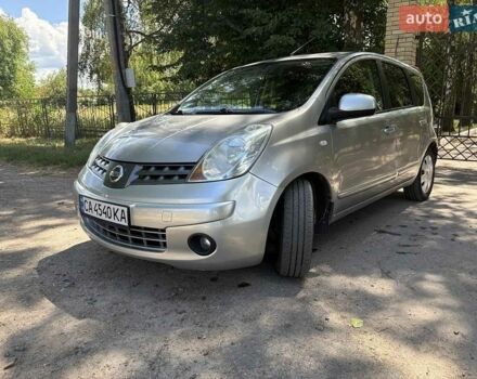 Сірий Ніссан Ноут, об'ємом двигуна 1.6 л та пробігом 290 тис. км за 4600 $, фото 1 на Automoto.ua