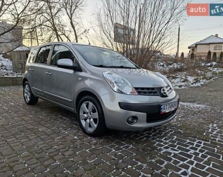Сірий Ніссан Ноут, об'ємом двигуна 1.6 л та пробігом 224 тис. км за 6800 $, фото 1 на Automoto.ua