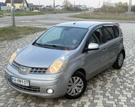 Серый Ниссан Ноут, объемом двигателя 1.6 л и пробегом 250 тыс. км за 5900 $, фото 1 на Automoto.ua