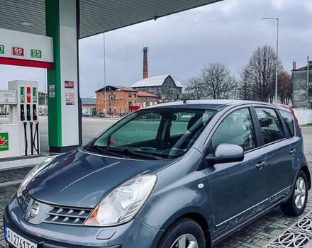 Сірий Ніссан Ноут, об'ємом двигуна 1.6 л та пробігом 165 тис. км за 6700 $, фото 1 на Automoto.ua