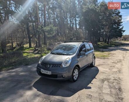 Серый Ниссан Ноут, объемом двигателя 1.6 л и пробегом 135 тыс. км за 4300 $, фото 1 на Automoto.ua