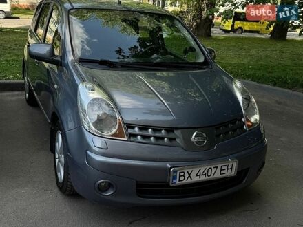 Сірий Ніссан Ноут, об'ємом двигуна 1.6 л та пробігом 123 тис. км за 6400 $, фото 1 на Automoto.ua