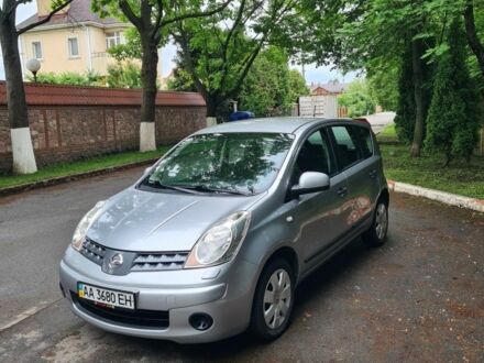 Ніссан Ноут 2007 у Києві на Automoto.ua Сірий Ніссан Ноут, об'ємом двигуна 1.4 л та пробігом 268 тис. км за 4500 $, фото 1 на Automoto.ua