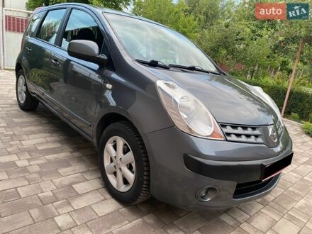 Сірий Ніссан Ноут, об'ємом двигуна 1.6 л та пробігом 182 тис. км за 6290 $, фото 1 на Automoto.ua
