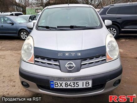 Серый Ниссан Ноут, объемом двигателя 1.5 л и пробегом 197 тыс. км за 4900 $, фото 1 на Automoto.ua