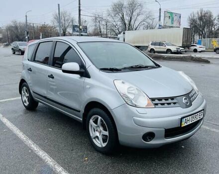 Сірий Ніссан Ноут, об'ємом двигуна 1.4 л та пробігом 220 тис. км за 5700 $, фото 1 на Automoto.ua