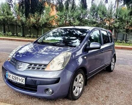 Серый Ниссан Ноут, объемом двигателя 1.6 л и пробегом 218 тыс. км за 6300 $, фото 1 на Automoto.ua