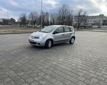 Серый Ниссан Ноут, объемом двигателя 1.4 л и пробегом 216 тыс. км за 5200 $, фото 1 на Automoto.ua