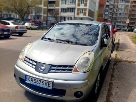 Ниссан Ноут 2007 в Киеве на Automoto.ua Серый Ниссан Ноут, объемом двигателя 1.6 л и пробегом 273 тыс. км за 5200 $, фото 1 на Automoto.ua
