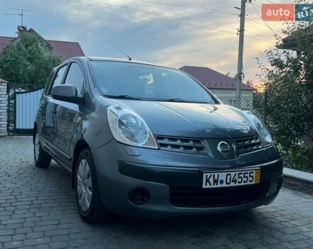 Сірий Ніссан Ноут, об'ємом двигуна 1.6 л та пробігом 238 тис. км за 5699 $, фото 1 на Automoto.ua