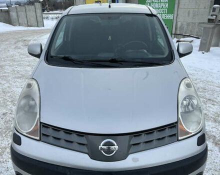 Серый Ниссан Ноут, объемом двигателя 1.4 л и пробегом 230 тыс. км за 5100 $, фото 1 на Automoto.ua