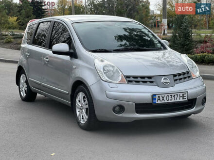 Ниссан Ноут 2008 в Харькове на Automoto.ua Серый Ниссан Ноут, объемом двигателя 1.6 л и пробегом 141 тыс. км за 6999 $, фото 1 на Automoto.ua