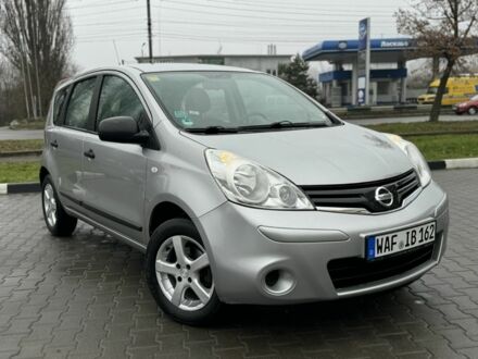 Сірий Ніссан Ноут, об'ємом двигуна 1.4 л та пробігом 182 тис. км за 5700 $, фото 1 на Automoto.ua