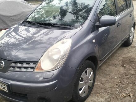 Сірий Ніссан Ноут, об'ємом двигуна 1.4 л та пробігом 220 тис. км за 5400 $, фото 1 на Automoto.ua