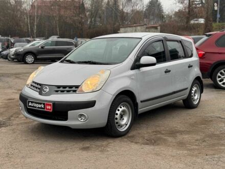 Серый Ниссан Ноут, объемом двигателя 1.4 л и пробегом 137 тыс. км за 4990 $, фото 1 на Automoto.ua