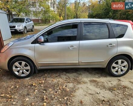 Серый Ниссан Ноут, объемом двигателя 1.6 л и пробегом 188 тыс. км за 6700 $, фото 1 на Automoto.ua