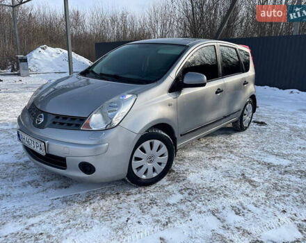 Сірий Ніссан Ноут, об'ємом двигуна 1.4 л та пробігом 184 тис. км за 5750 $, фото 1 на Automoto.ua