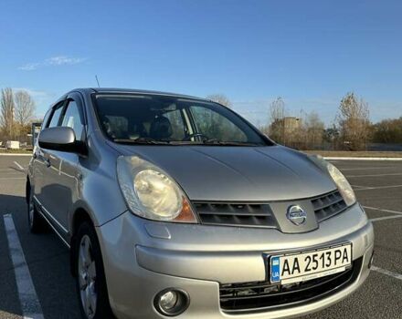 Серый Ниссан Ноут, объемом двигателя 1.6 л и пробегом 120 тыс. км за 6999 $, фото 1 на Automoto.ua