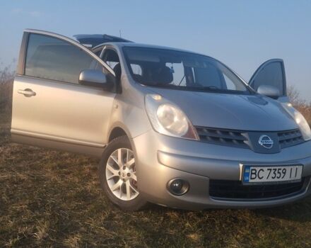 Сірий Ніссан Ноут, об'ємом двигуна 1.6 л та пробігом 144 тис. км за 6300 $, фото 1 на Automoto.ua