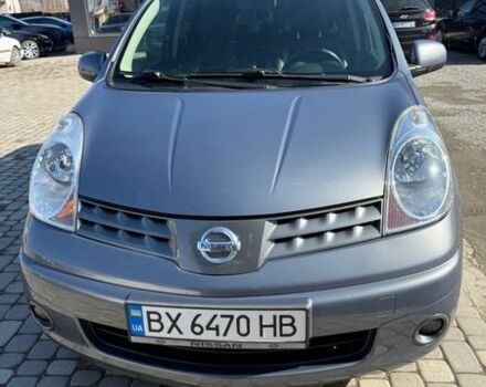 Серый Ниссан Ноут, объемом двигателя 1.6 л и пробегом 215 тыс. км за 5600 $, фото 1 на Automoto.ua