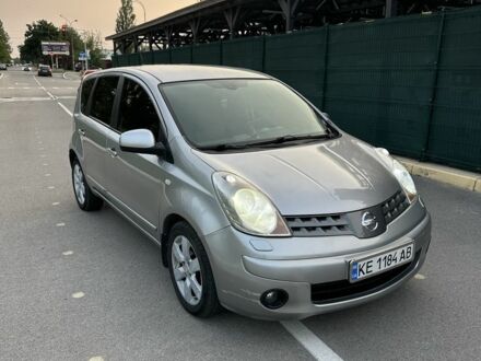 Ніссан Ноут 2008 у Кам'янське (Дніпродзержинськ) на Automoto.ua Сірий Ніссан Ноут, об'ємом двигуна 1.6 л та пробігом 181 тис. км за 5900 $, фото 1 на Automoto.ua